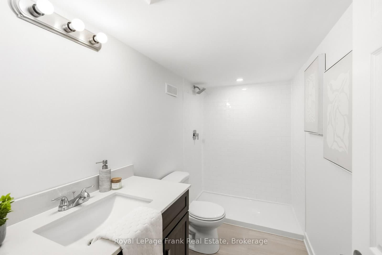 63 Pine Gate Place thumbnail 44