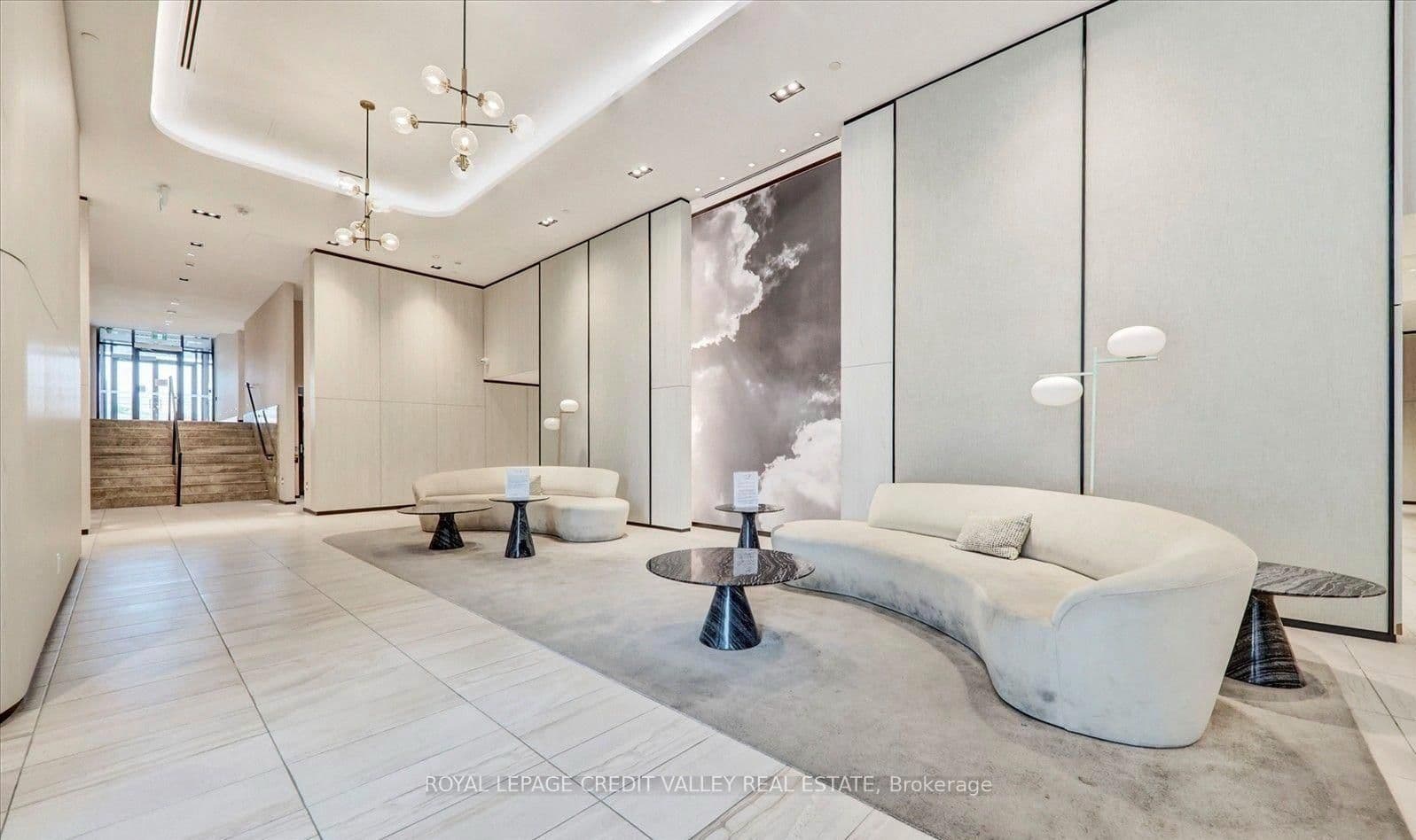 1455 Celebration Drive, Unit 2007 thumbnail 4