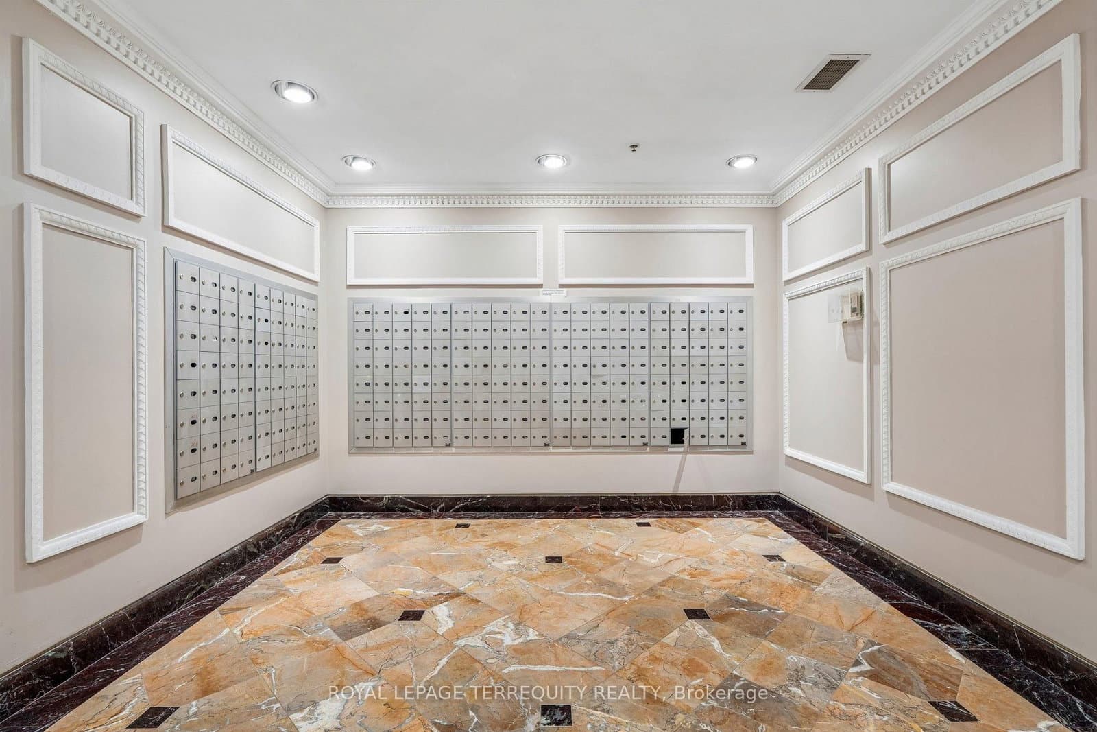 18 Lee Centre Drive, Unit 906 thumbnail 28