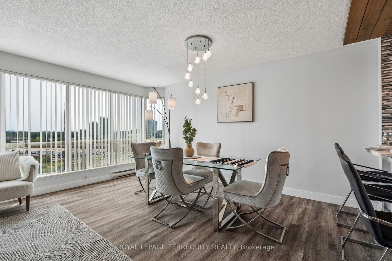 18 Lee Centre Drive, Unit 906 thumbnail 7