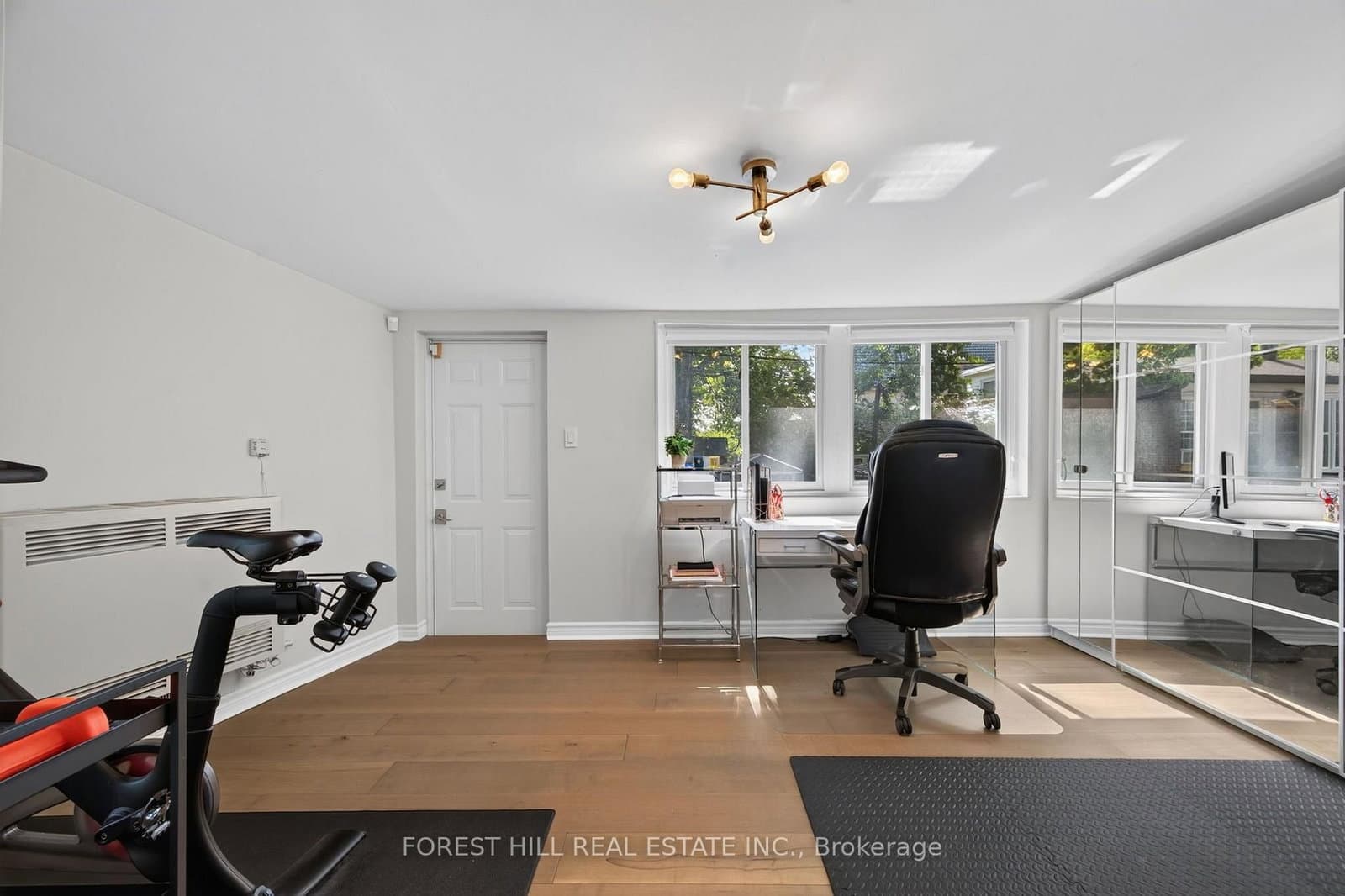 1040 Woodbine Avenue thumbnail 21