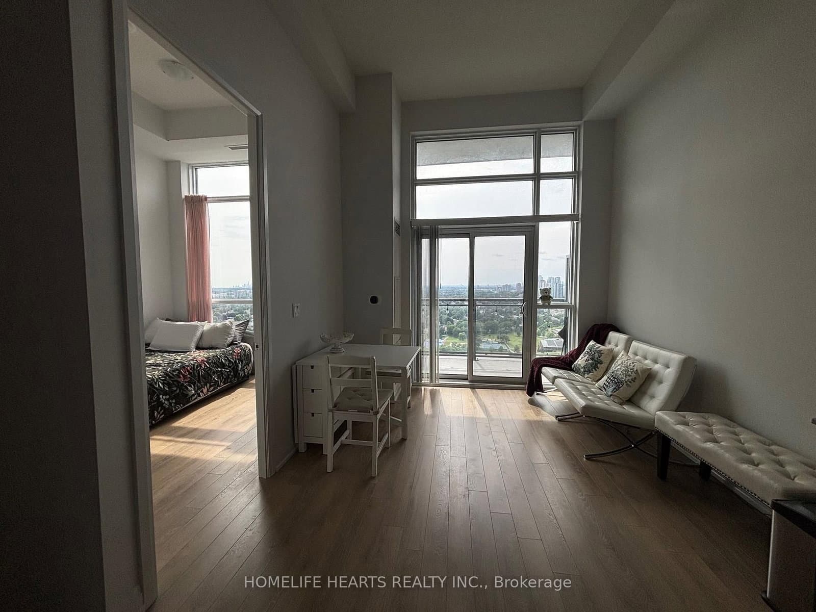 20 Meadowglen Place E, Unit 2806 thumbnail 16