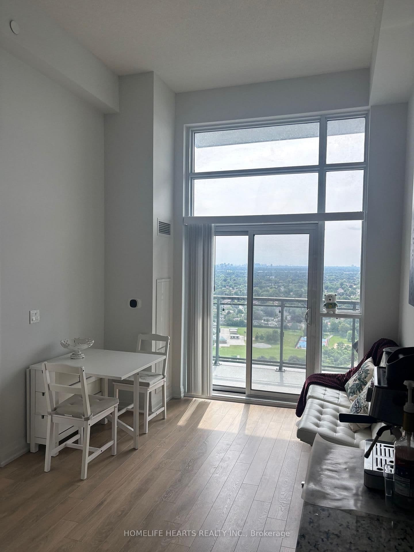 20 Meadowglen Place E, Unit 2806 thumbnail 20