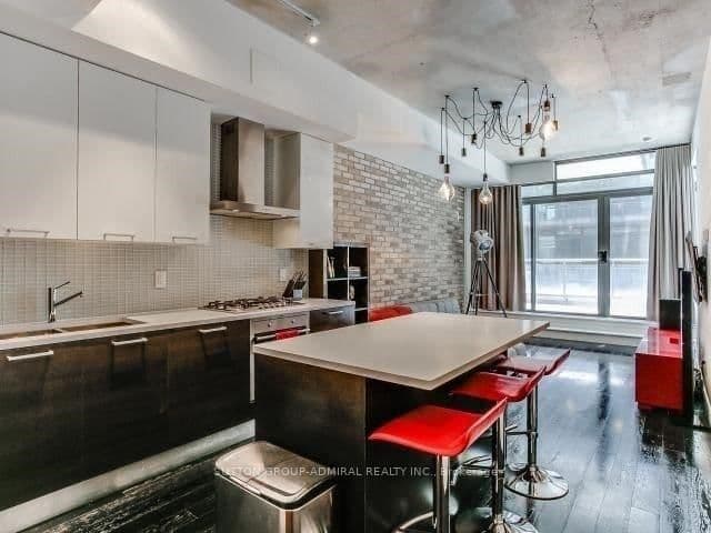 90 Broadview Avenue, Unit 521 thumbnail 2