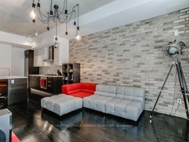 90 Broadview Avenue, Unit 521 thumbnail 4