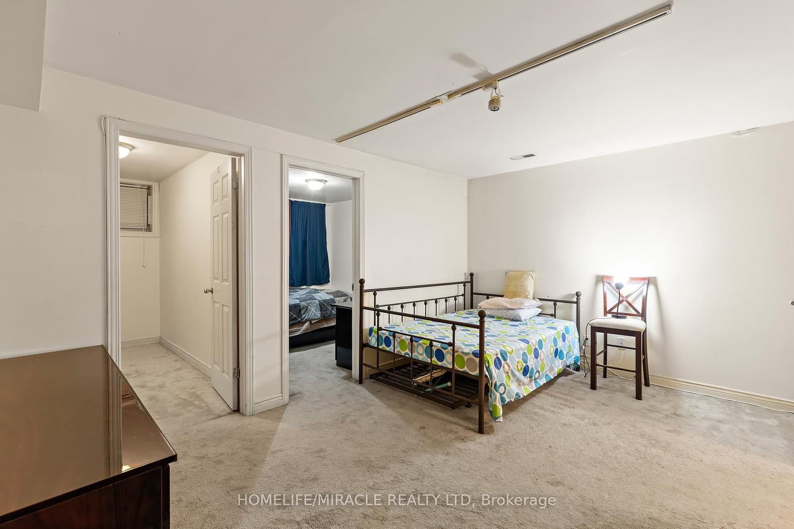 33 Torrens Avenue thumbnail 19