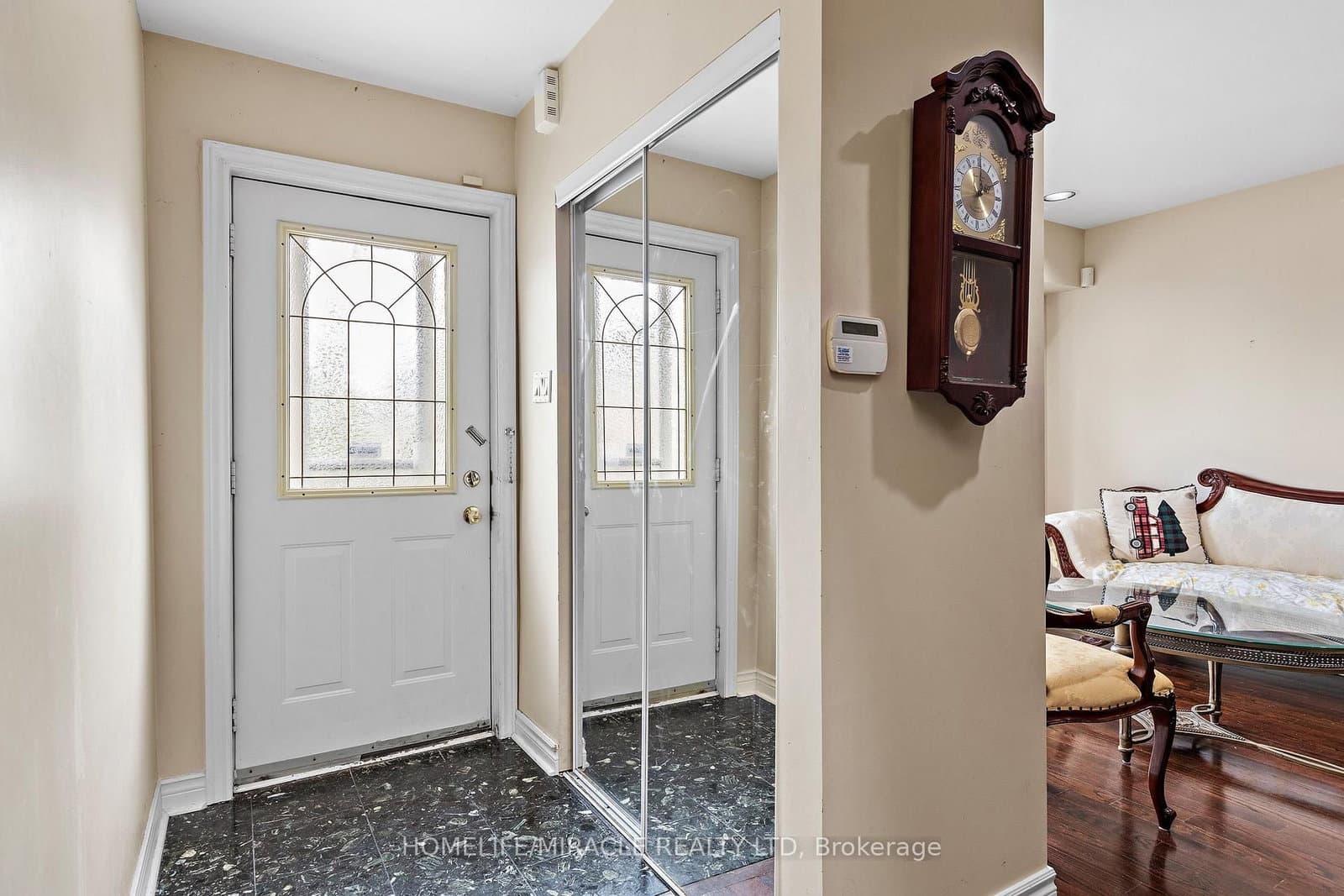 33 Torrens Avenue thumbnail 2