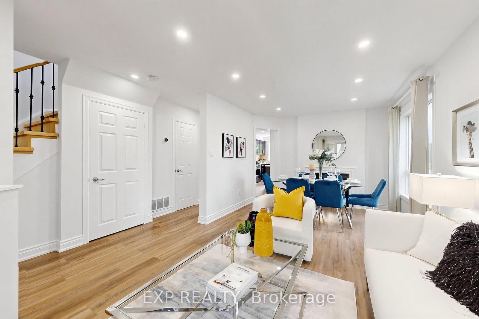 106 Smales Drive thumbnail 5