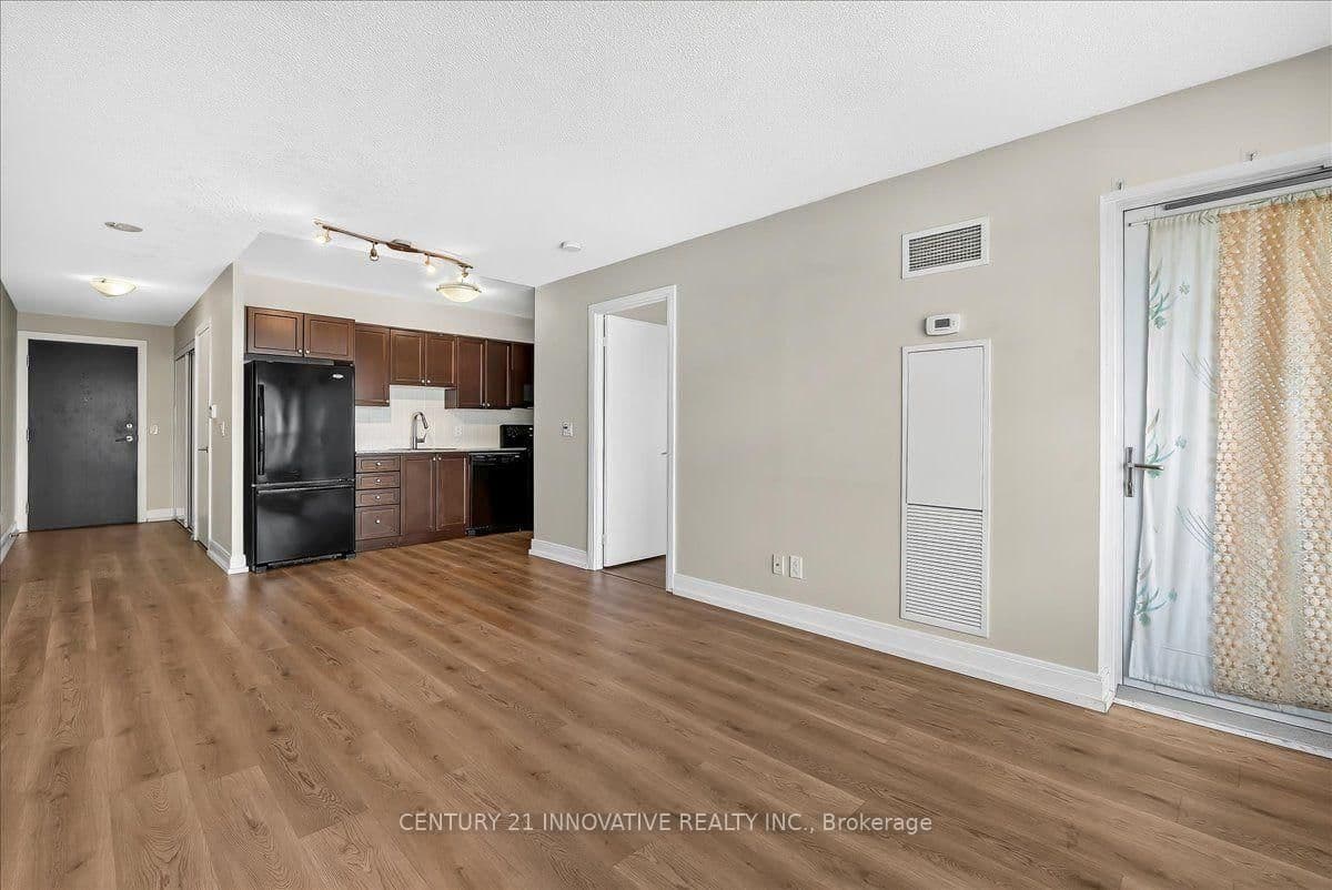 125 Village Green Square, Unit 3501 thumbnail 12