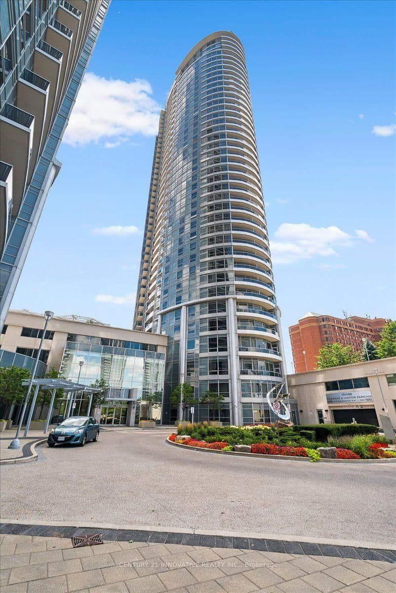 125 Village Green Square, Unit 3501 thumbnail 4