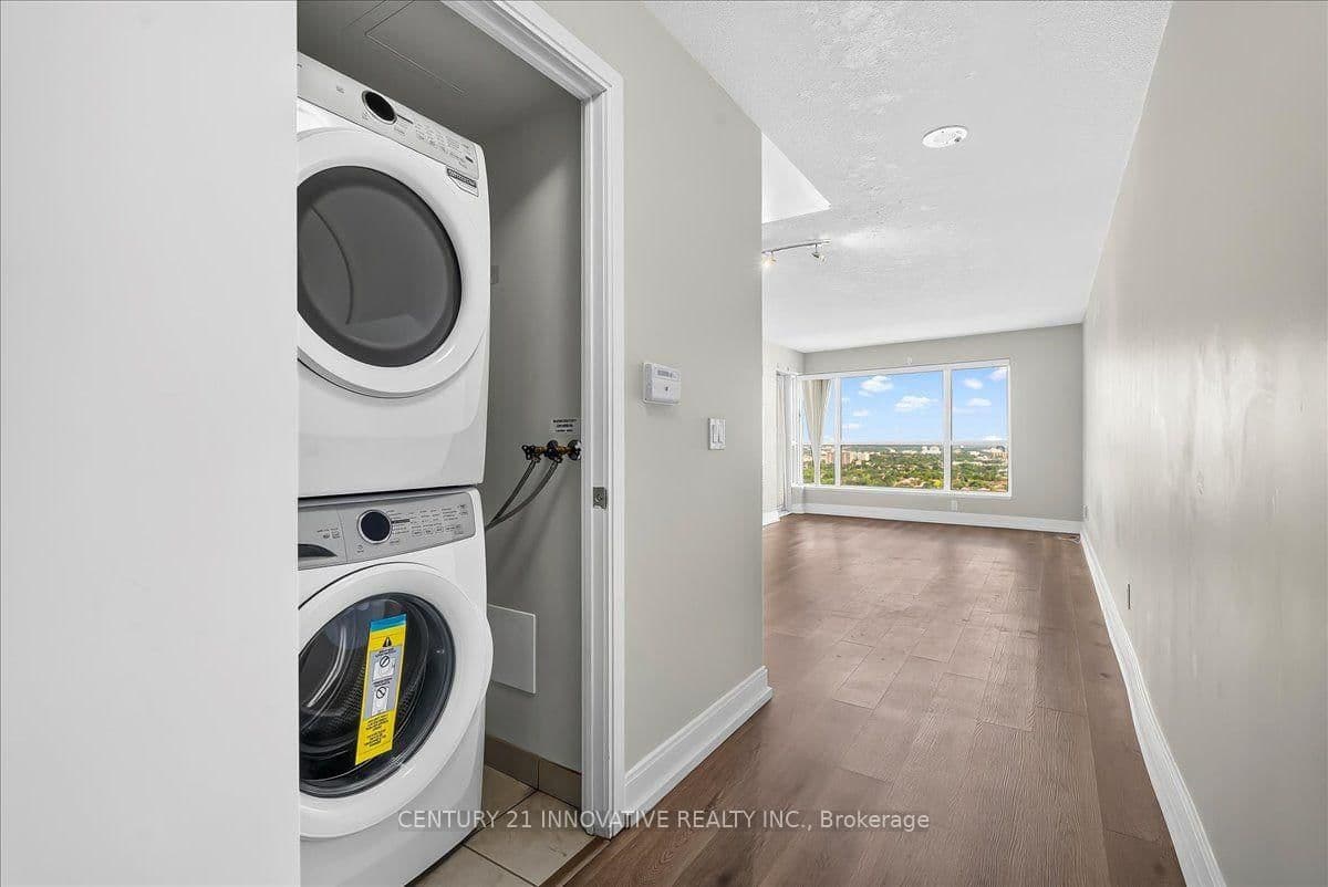 125 Village Green Square, Unit 3501 thumbnail 9