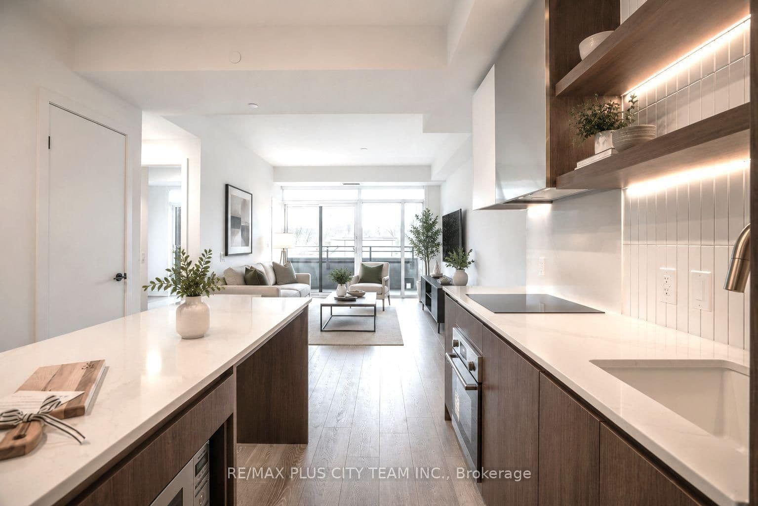 1285 Queen Street E, Unit 303 thumbnail 4