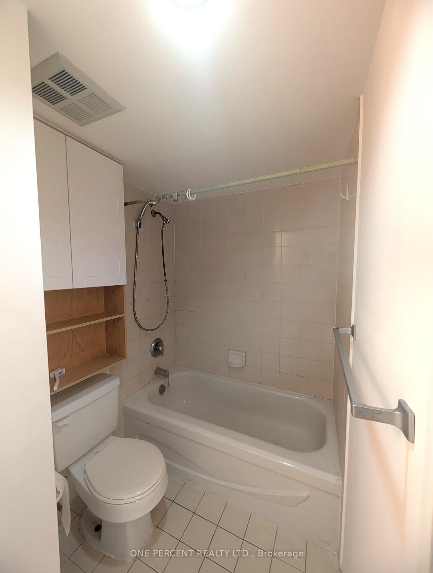 2550 Lawrence Avenue E, Unit 402 thumbnail 18