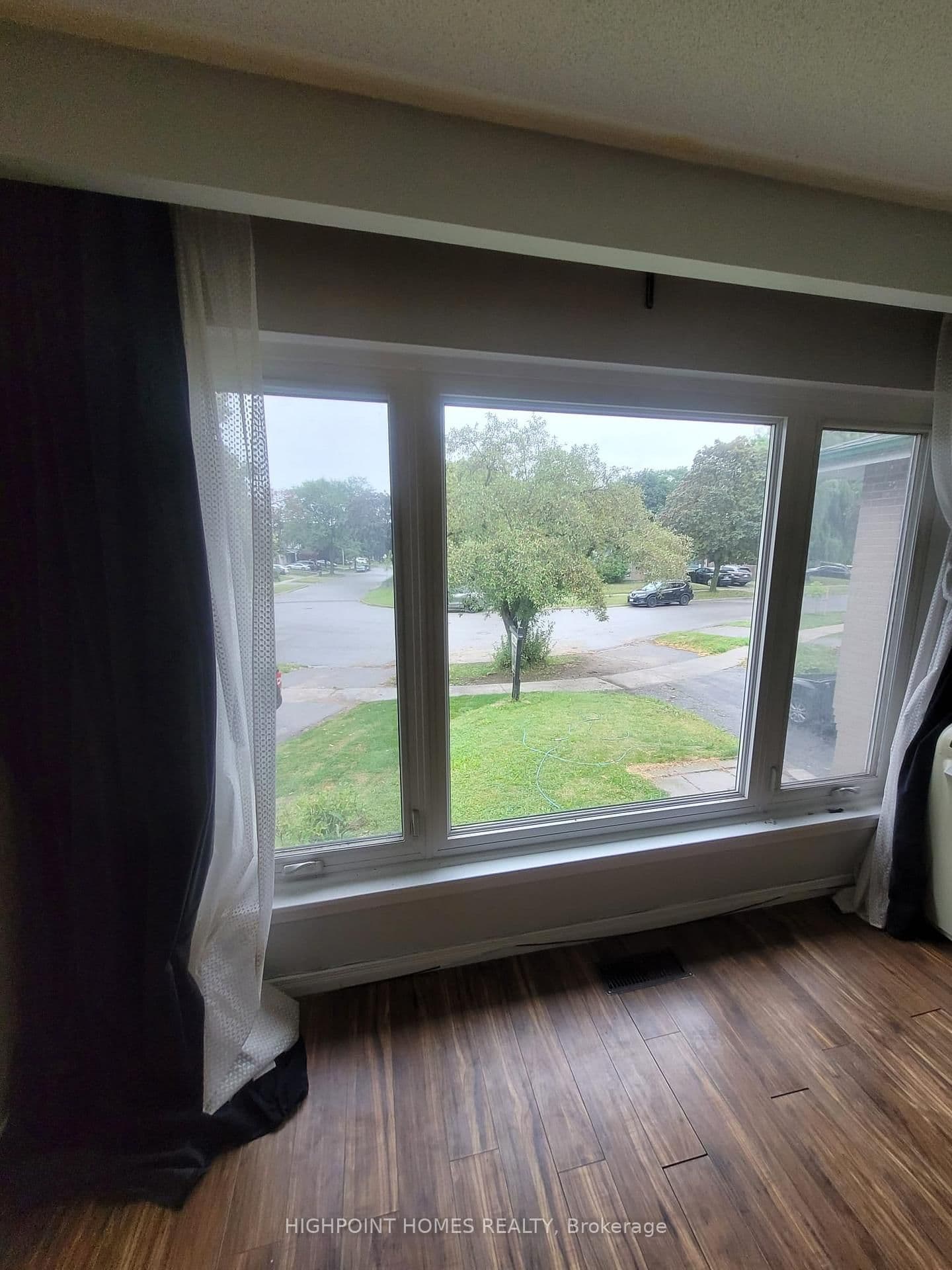 18 Edenmills Drive thumbnail 4