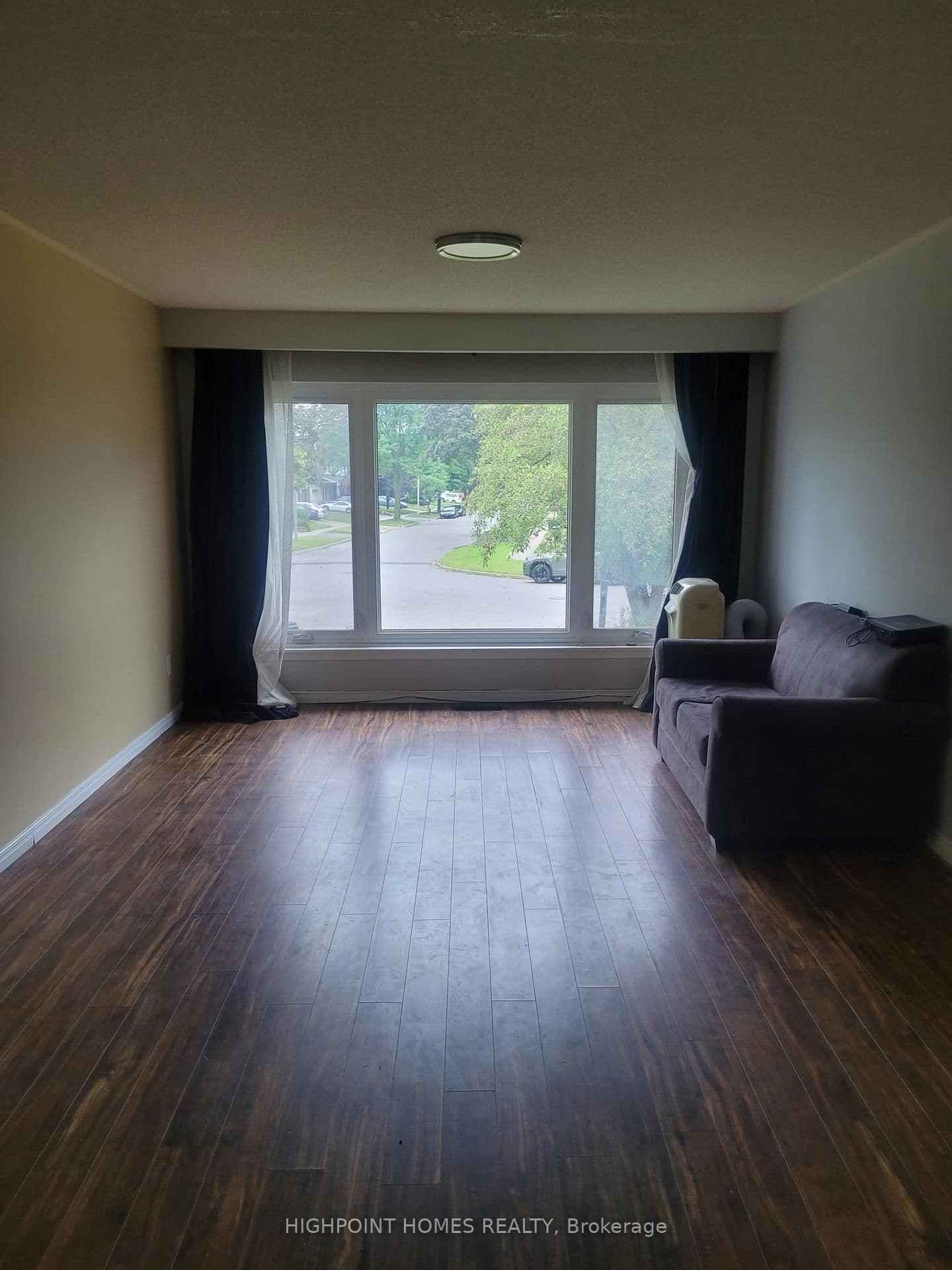 18 Edenmills Drive thumbnail 5