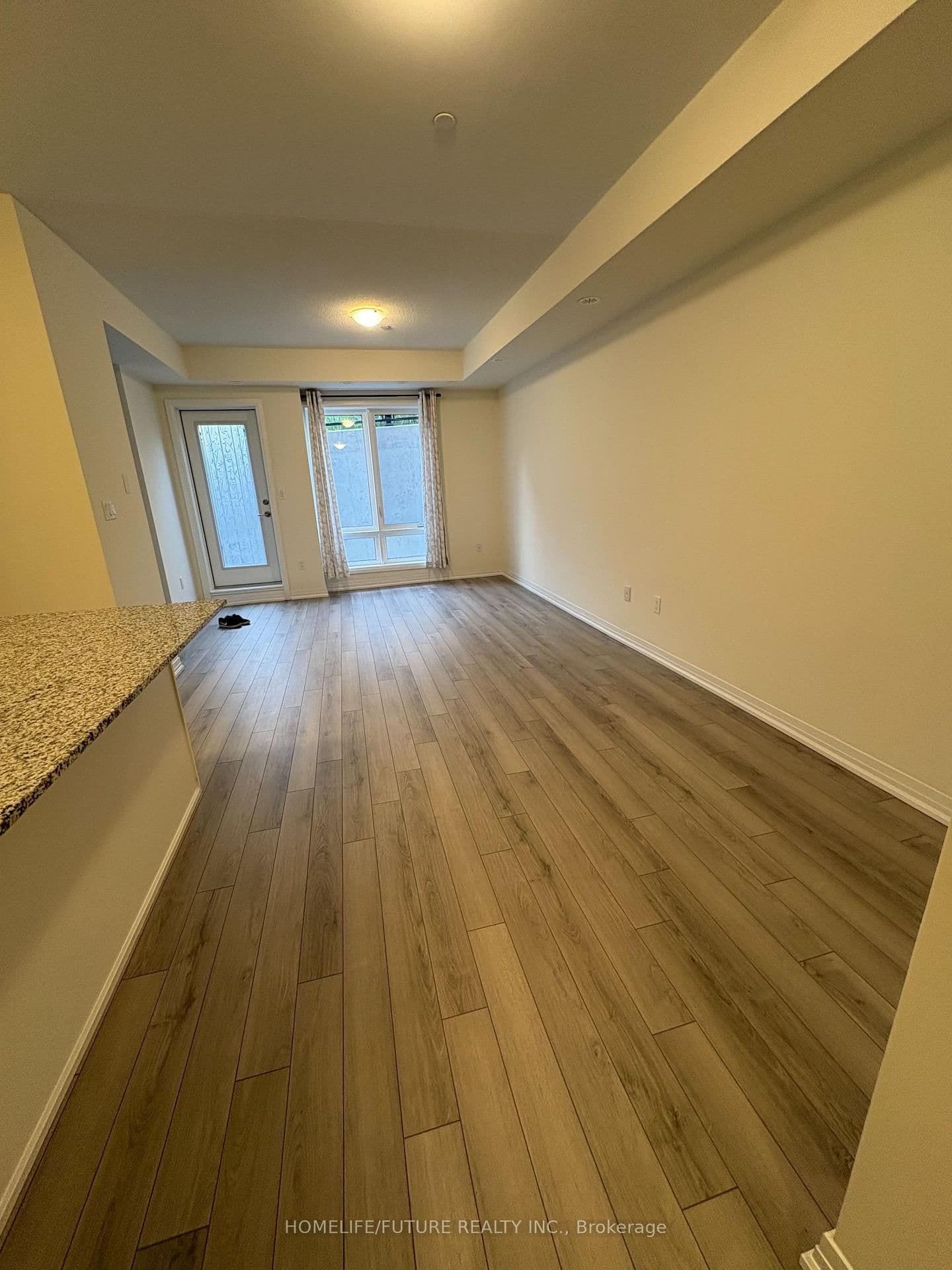 165 Tapscott Road, Unit 1 thumbnail 3
