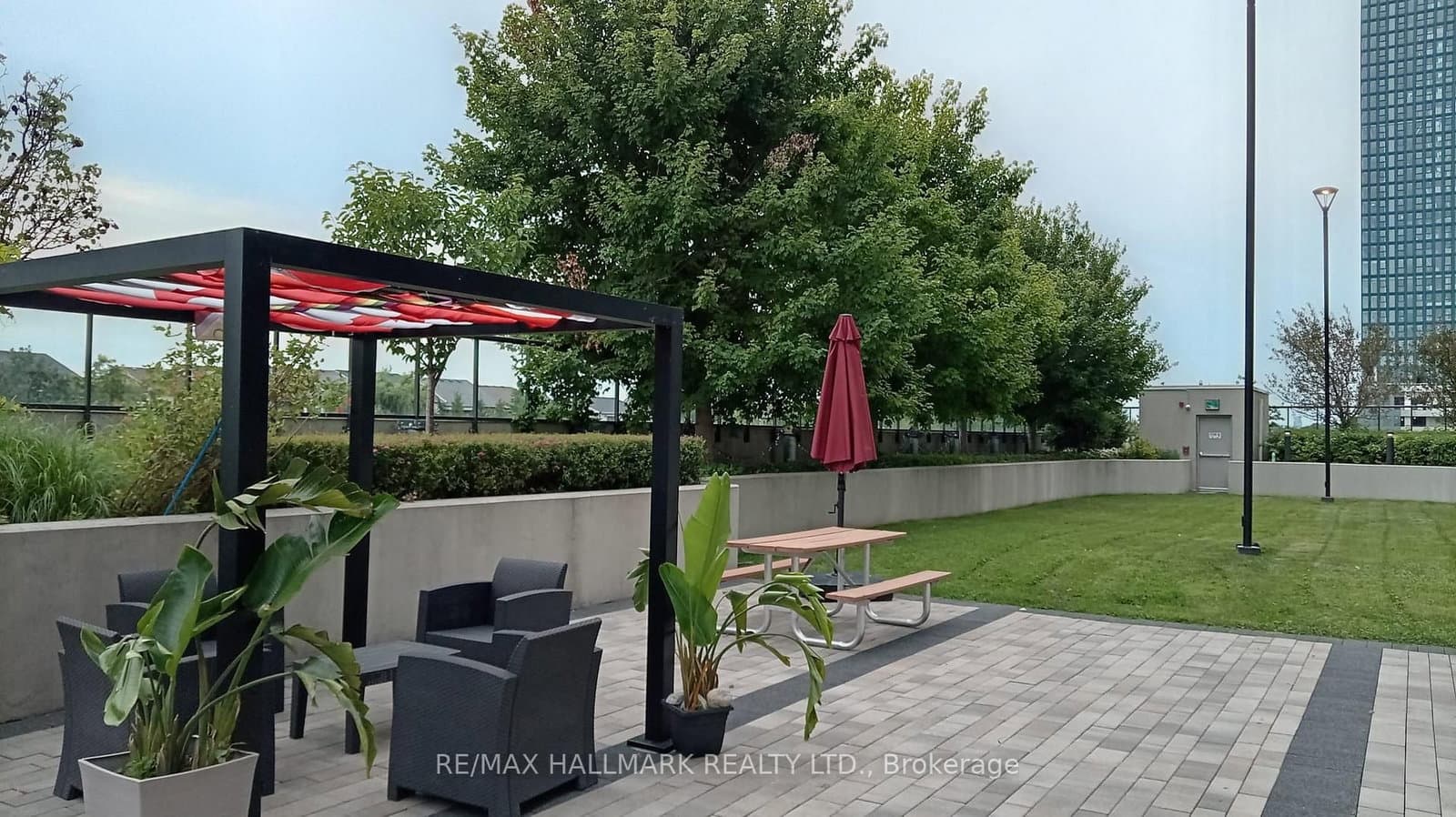 8 Trent Avenue, Unit 615 thumbnail 25