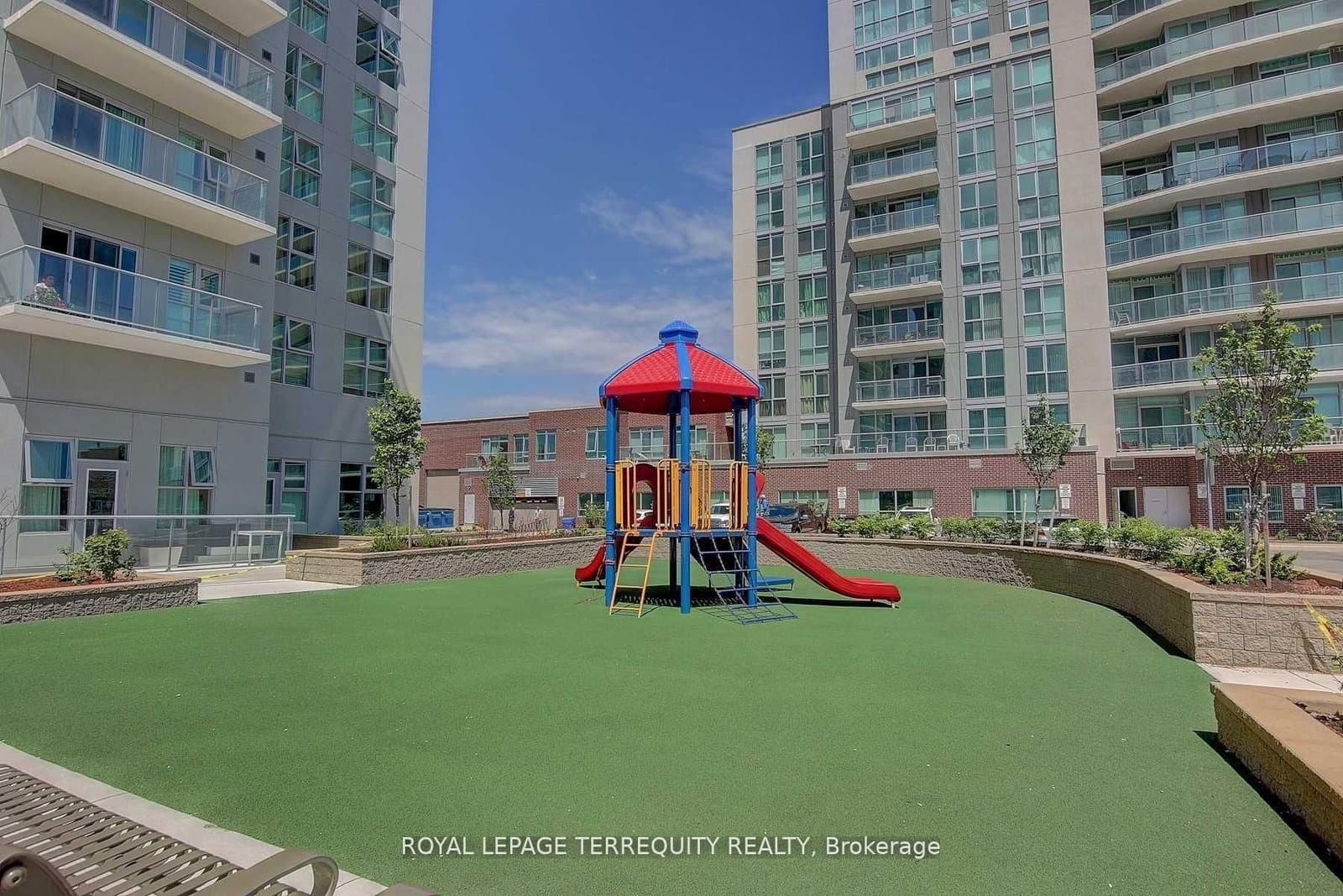 2152 Lawrence Avenue E, Unit 1207 thumbnail 17