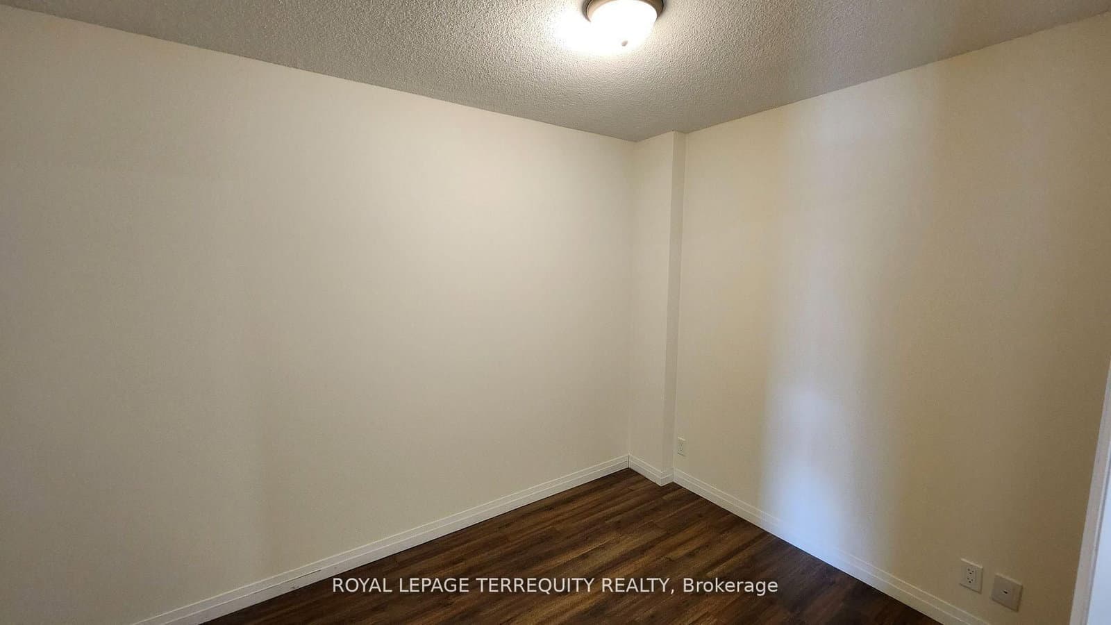 2152 Lawrence Avenue E, Unit 1207 thumbnail 8