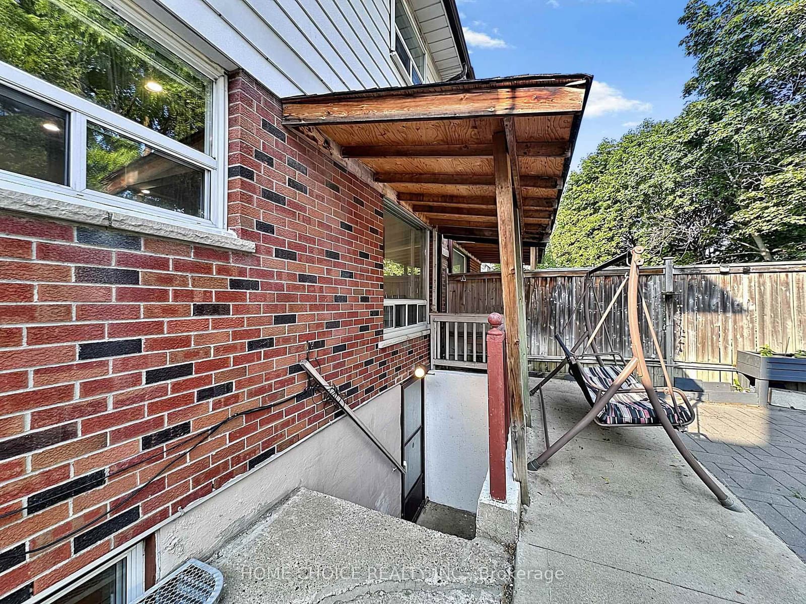 38 Robbinstone Drive thumbnail 42