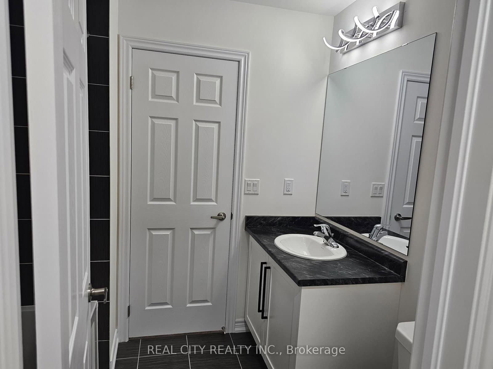 2873 Whites Road thumbnail 24