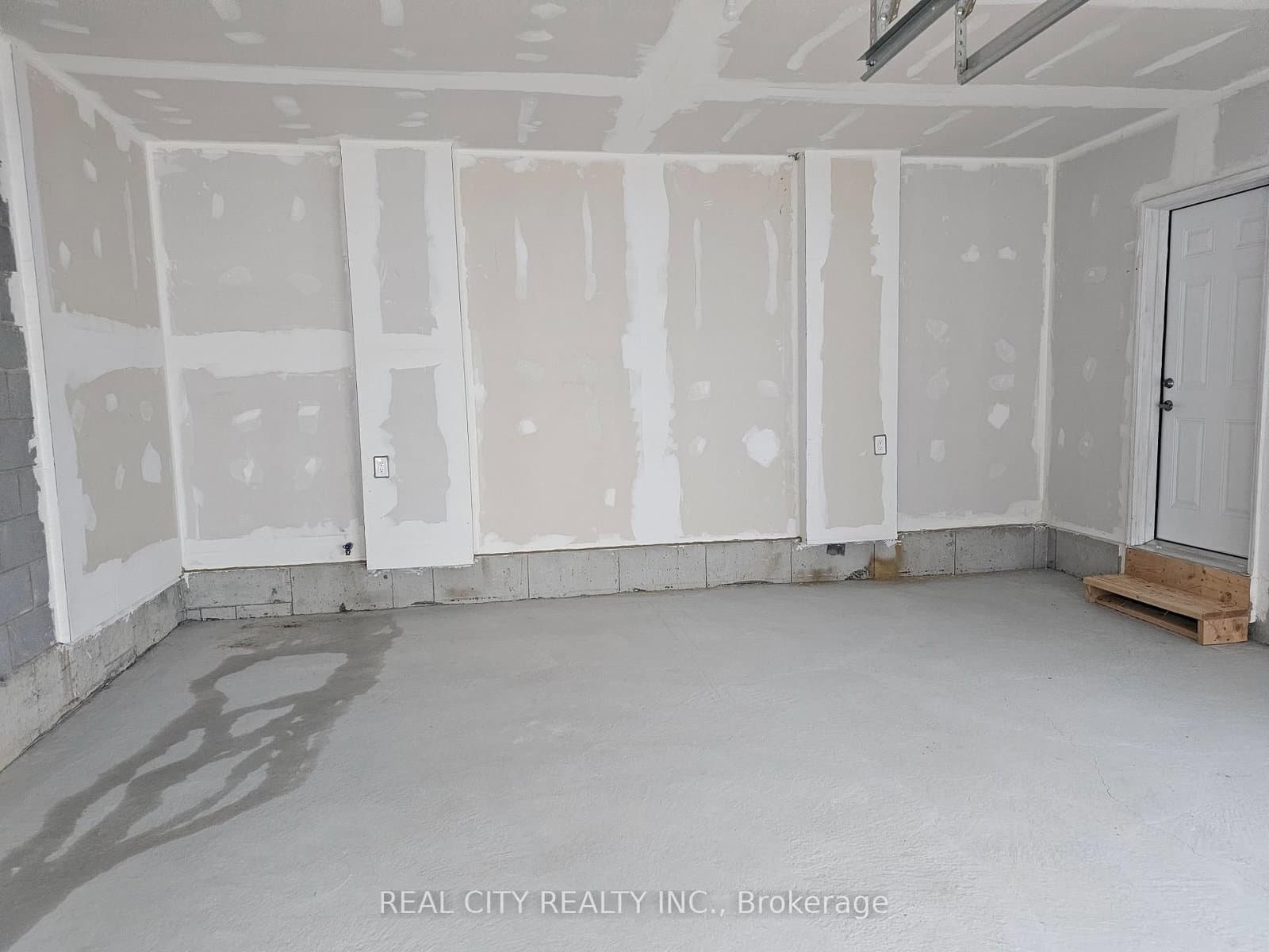 2873 Whites Road thumbnail 4