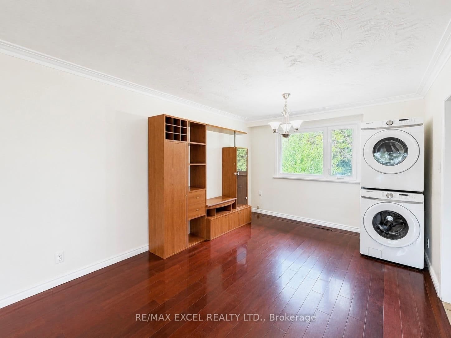 39 Commons Drive, Unit Main thumbnail 4