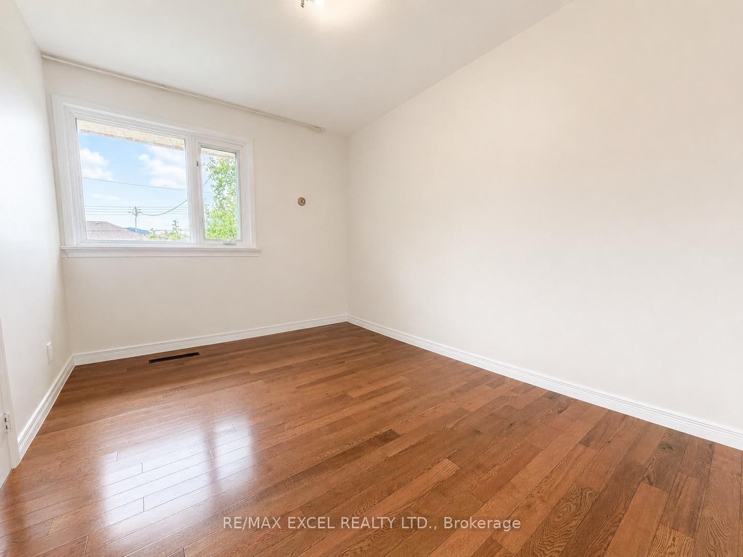 39 Commons Drive, Unit Main thumbnail 8