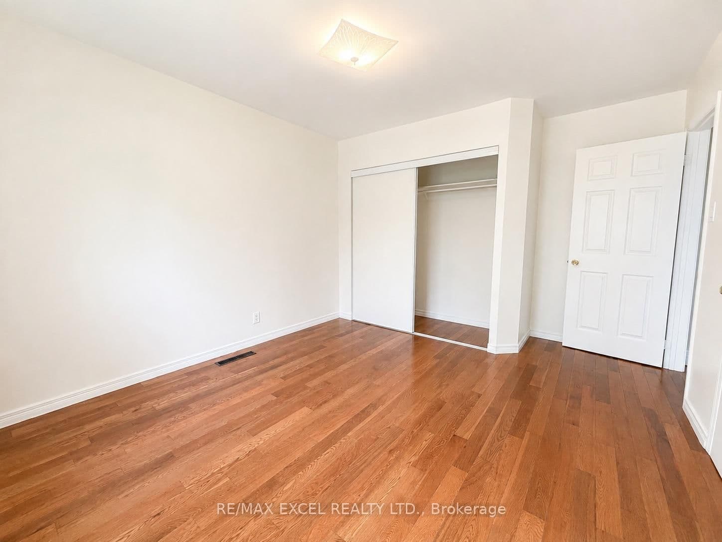 39 Commons Drive, Unit Main thumbnail 9