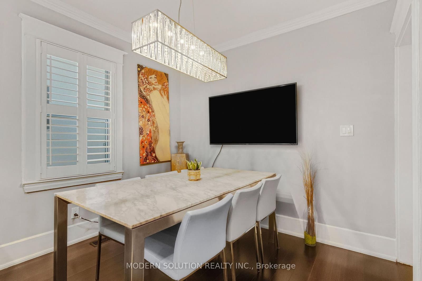741 Milverton Boulevard thumbnail 12