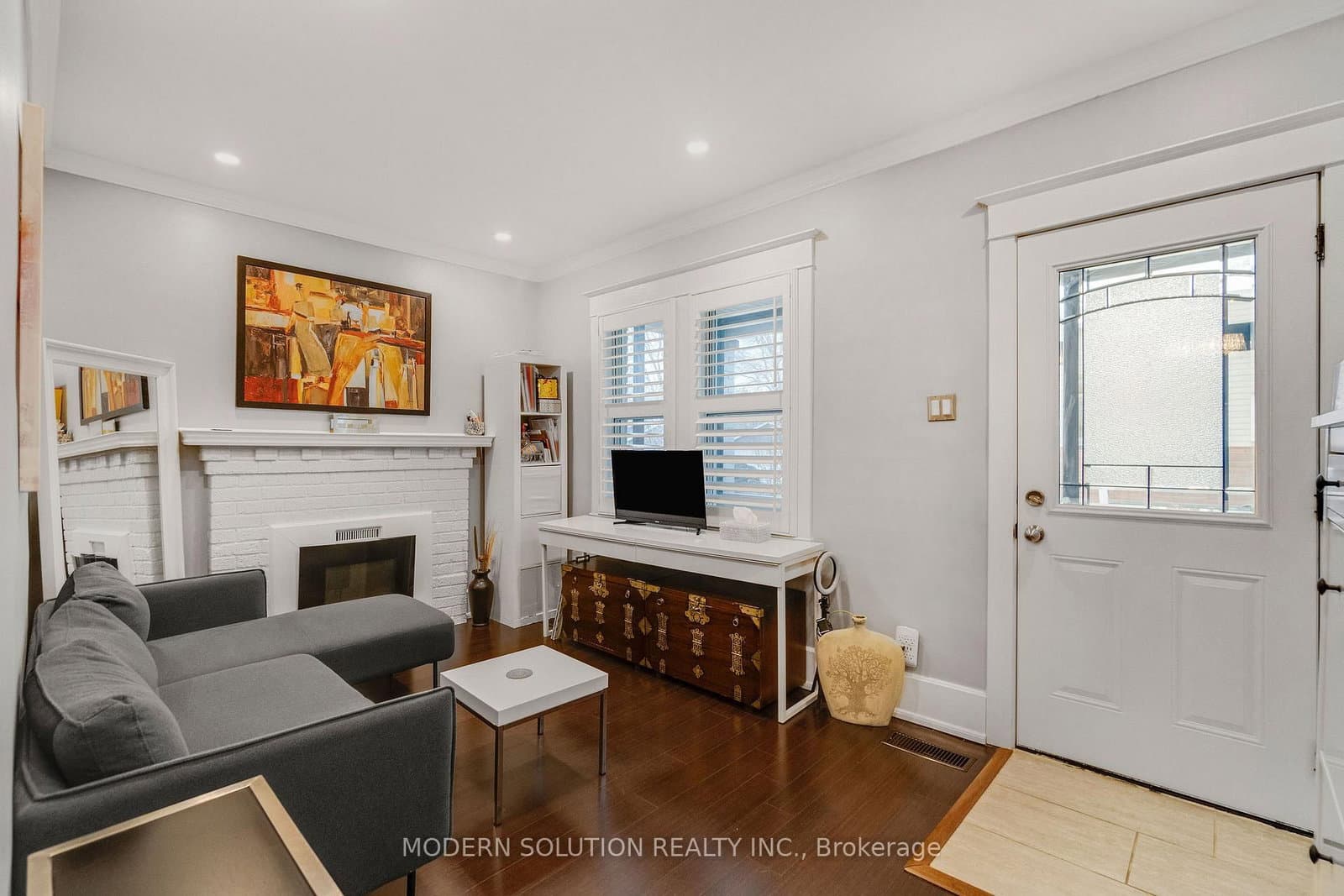 741 Milverton Boulevard thumbnail 8