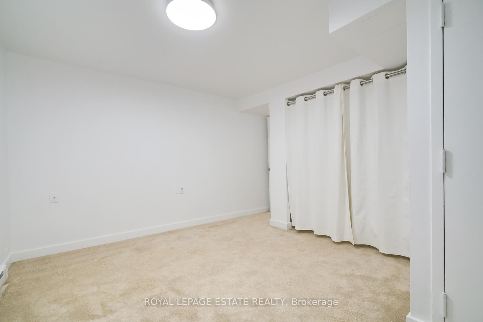 155 Langley Avenue, Unit Lower Level thumbnail 8