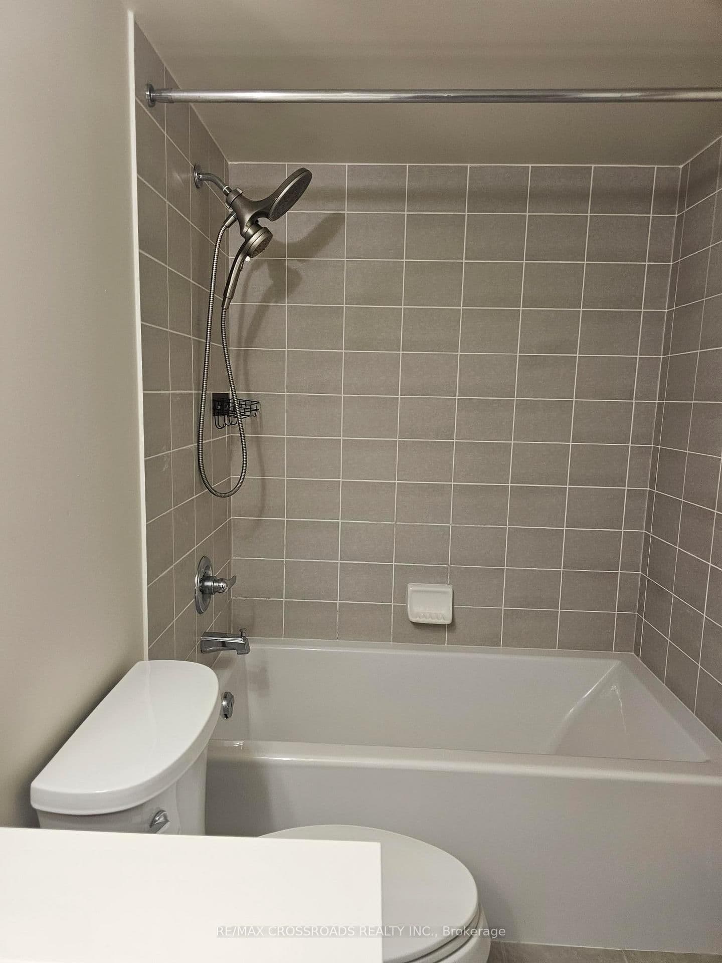 151 Village Green Square, Unit 506 thumbnail 29