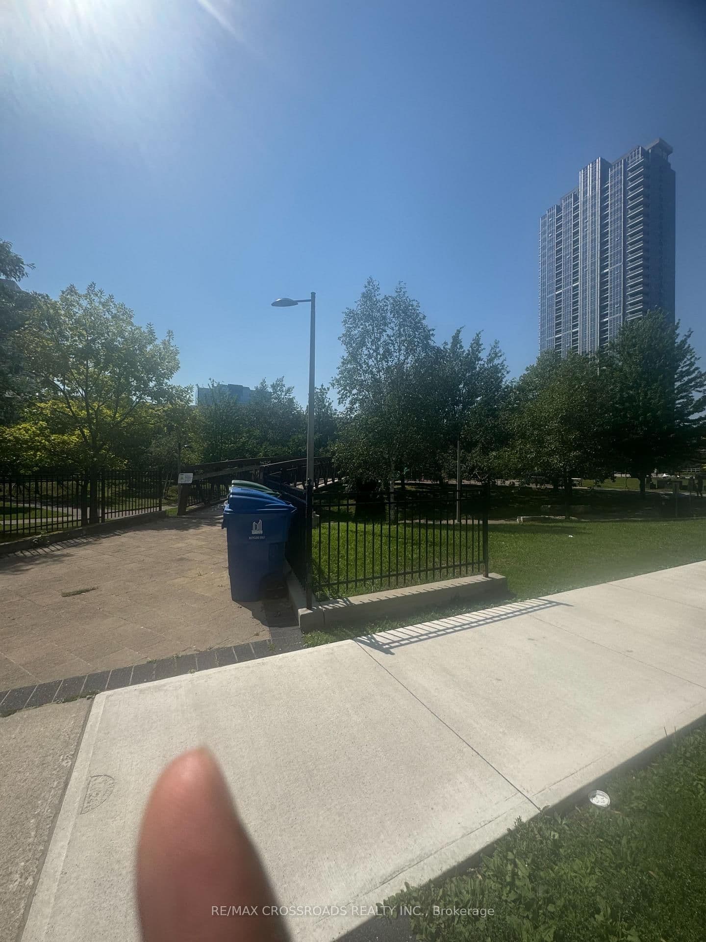 151 Village Green Square, Unit 506 thumbnail 34