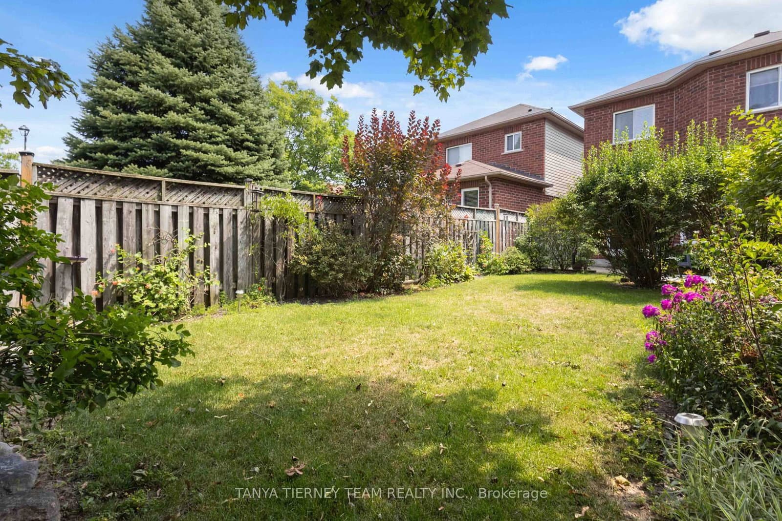22 Sinden Drive thumbnail 47