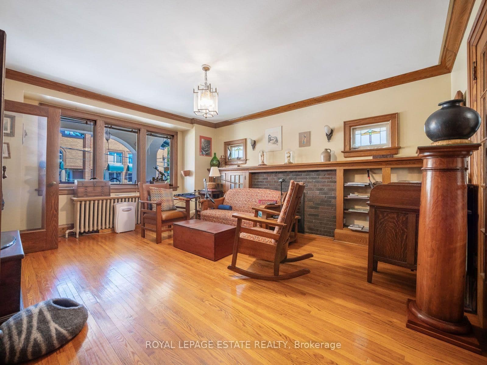 2275 Queen Street E thumbnail 16