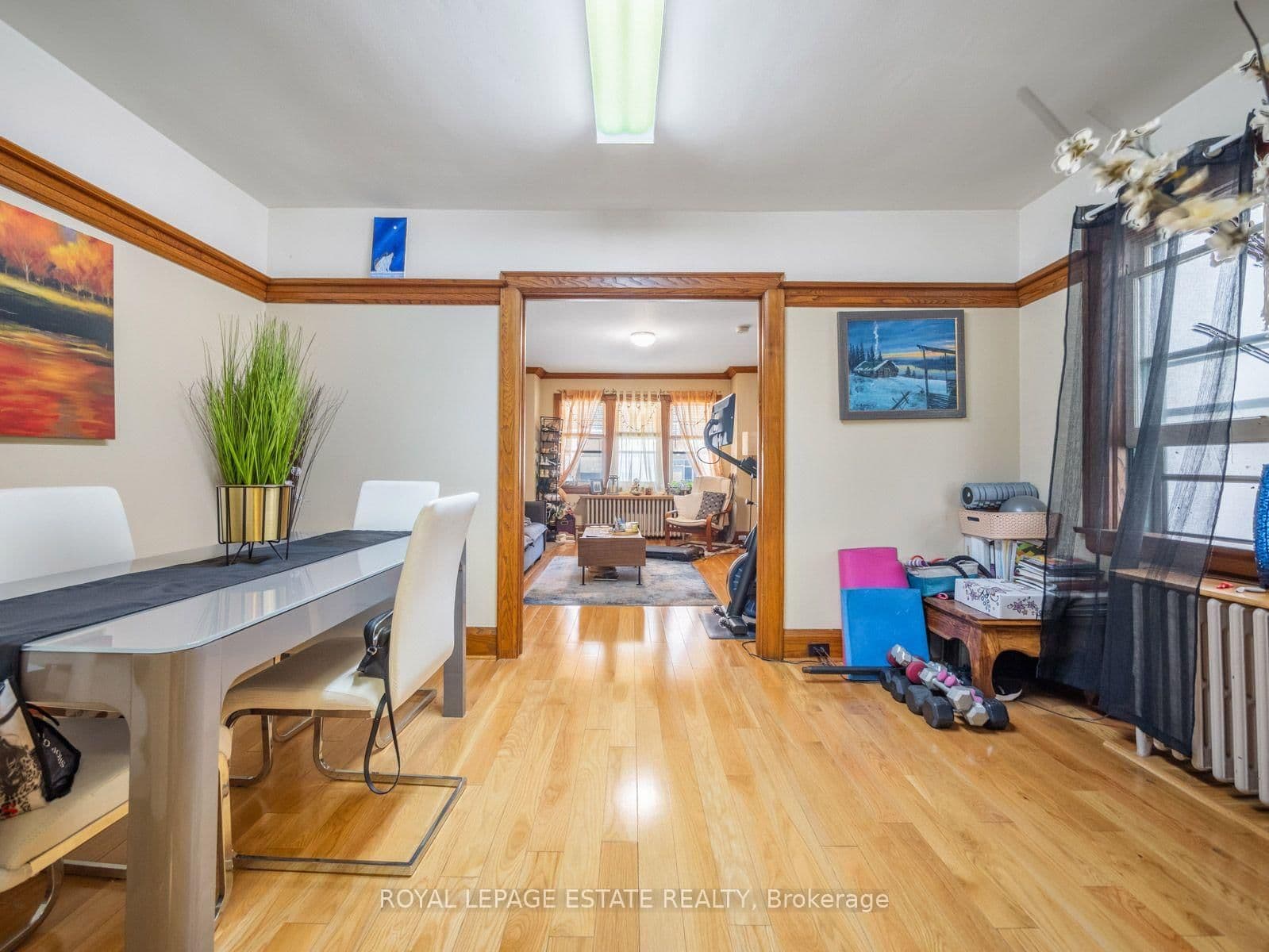 2275 Queen Street E thumbnail 9