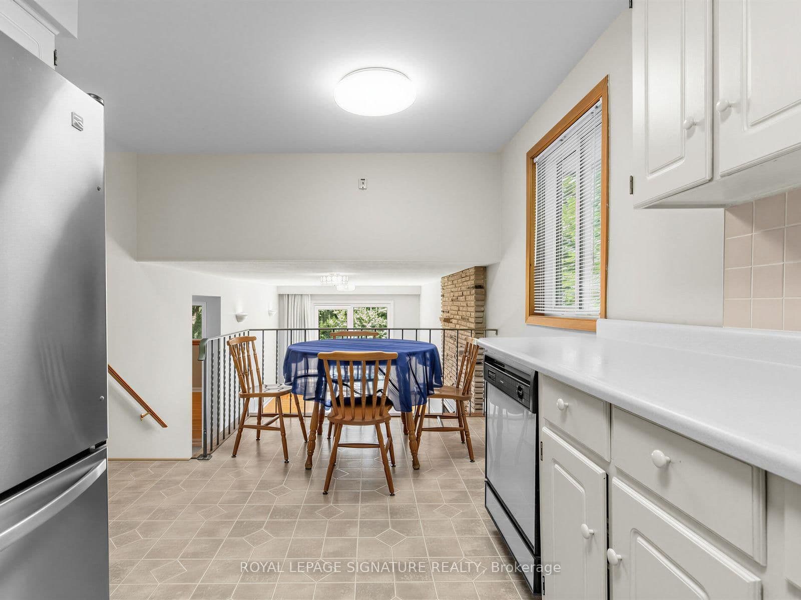 162 Bathgate Drive thumbnail 11