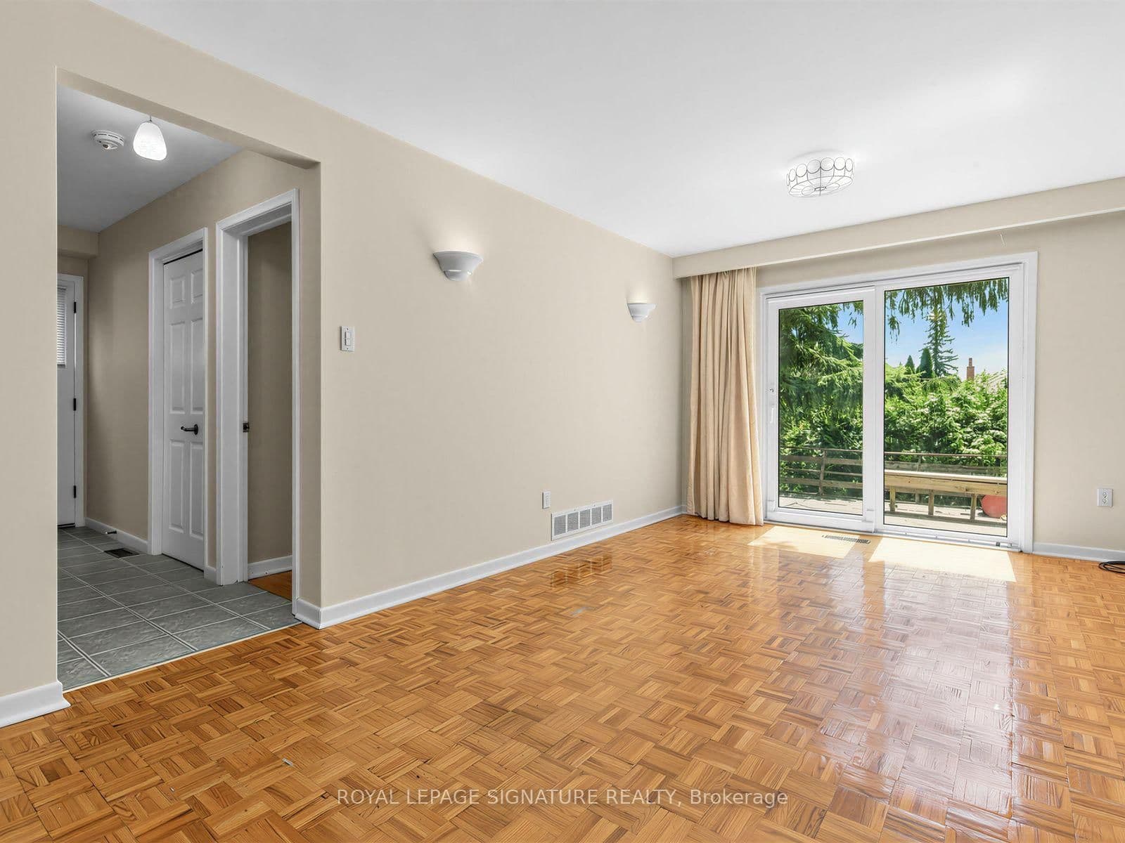 162 Bathgate Drive thumbnail 16