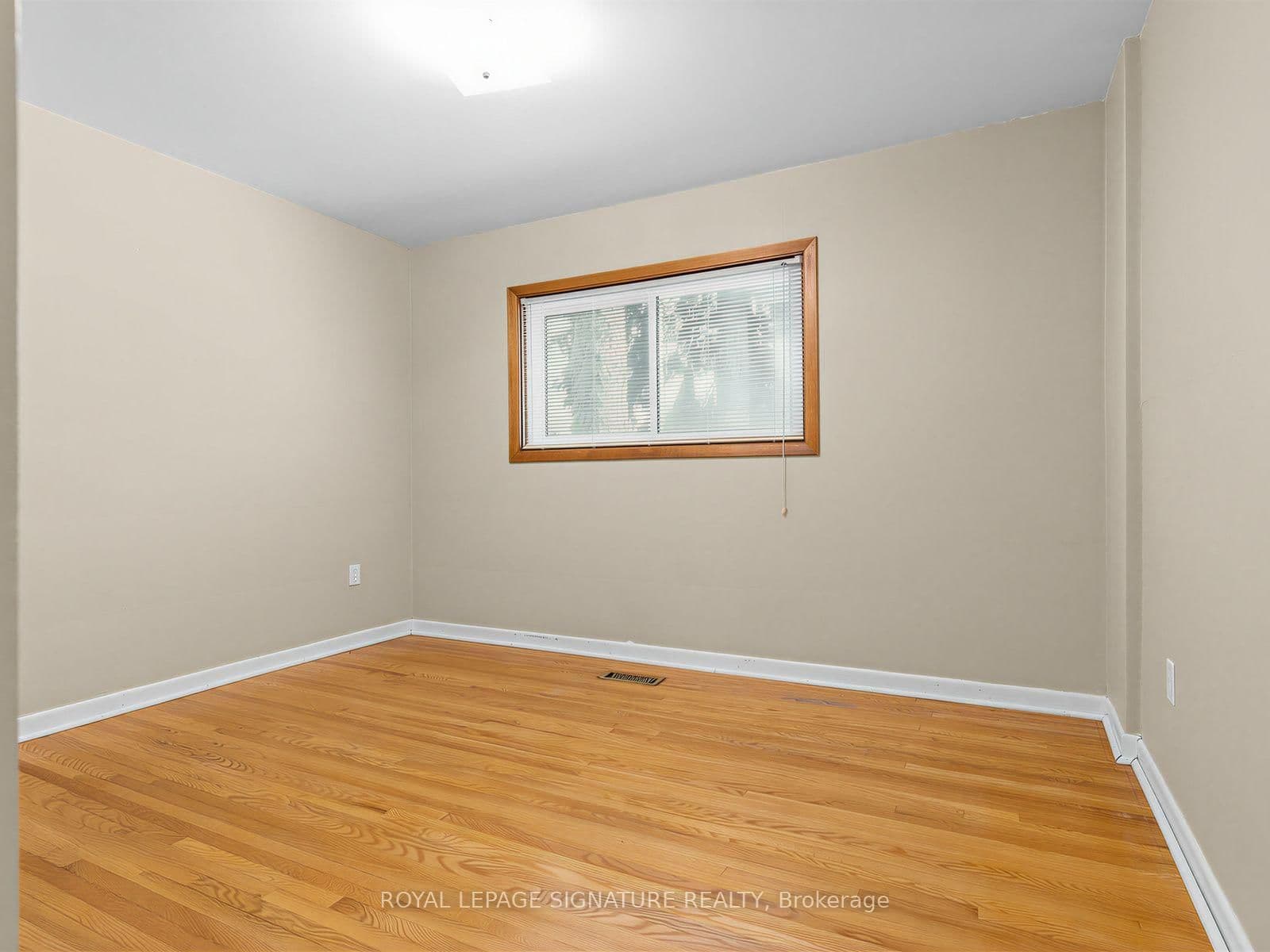 162 Bathgate Drive thumbnail 17