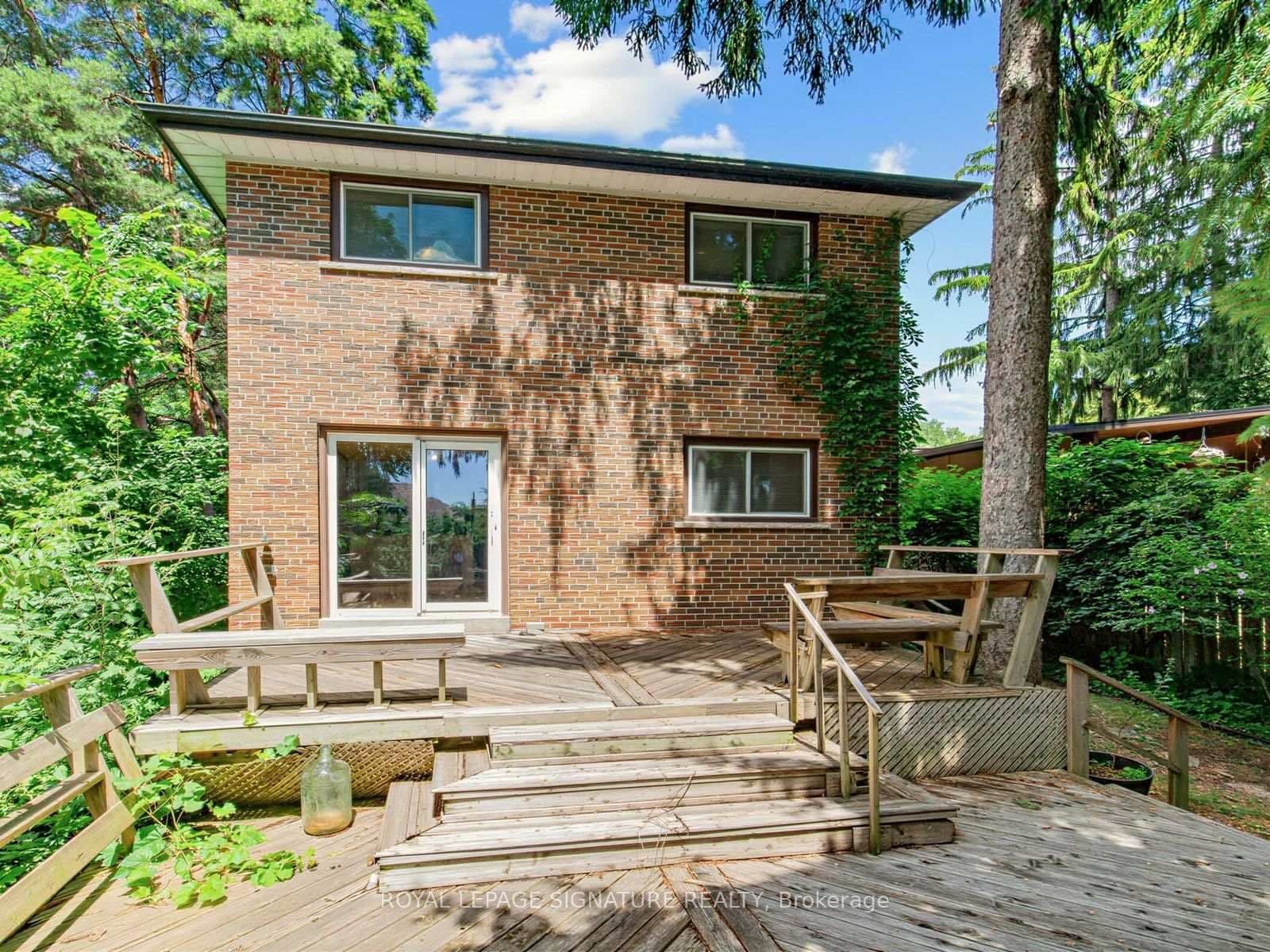162 Bathgate Drive thumbnail 34