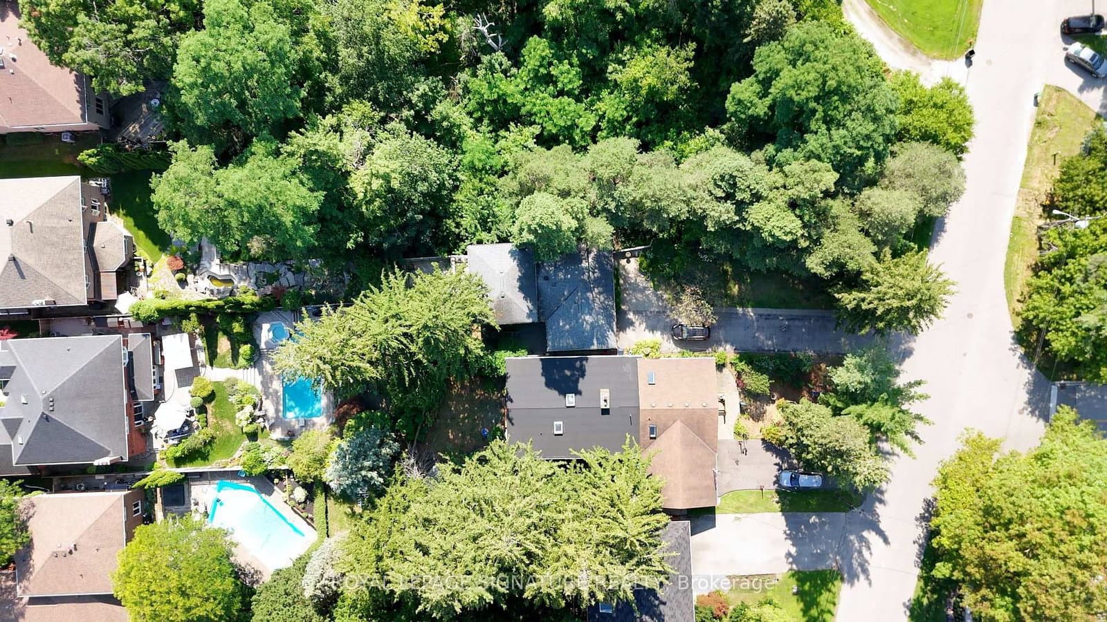 162 Bathgate Drive thumbnail 37