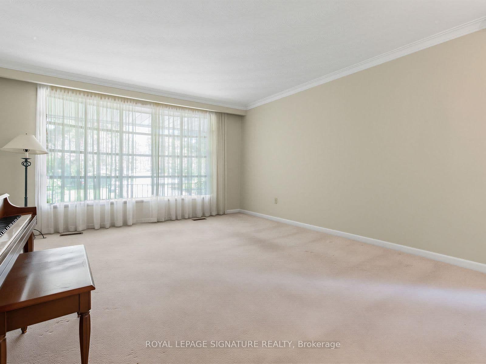 162 Bathgate Drive thumbnail 7