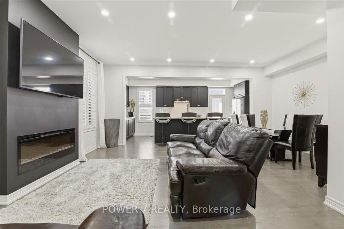 94 Conarty Crescent thumbnail 5