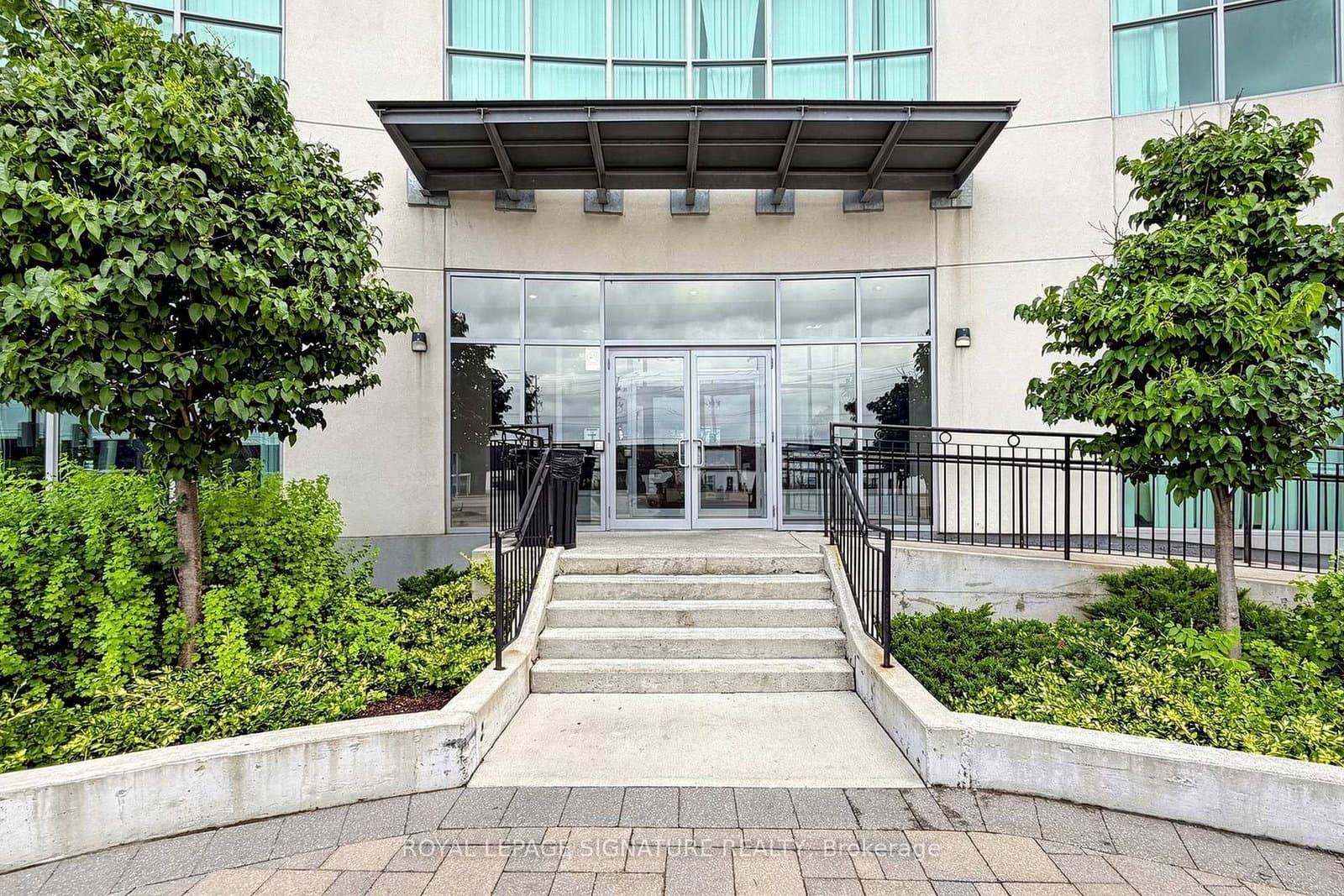 2150 Lawrence Avenue E, Unit 208 thumbnail 2
