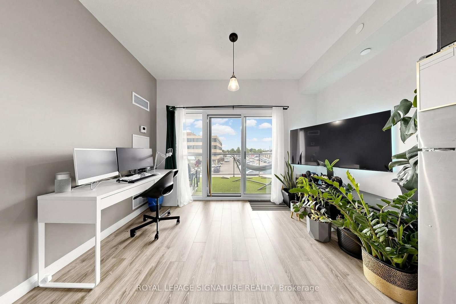 2150 Lawrence Avenue E, Unit 208 thumbnail 5