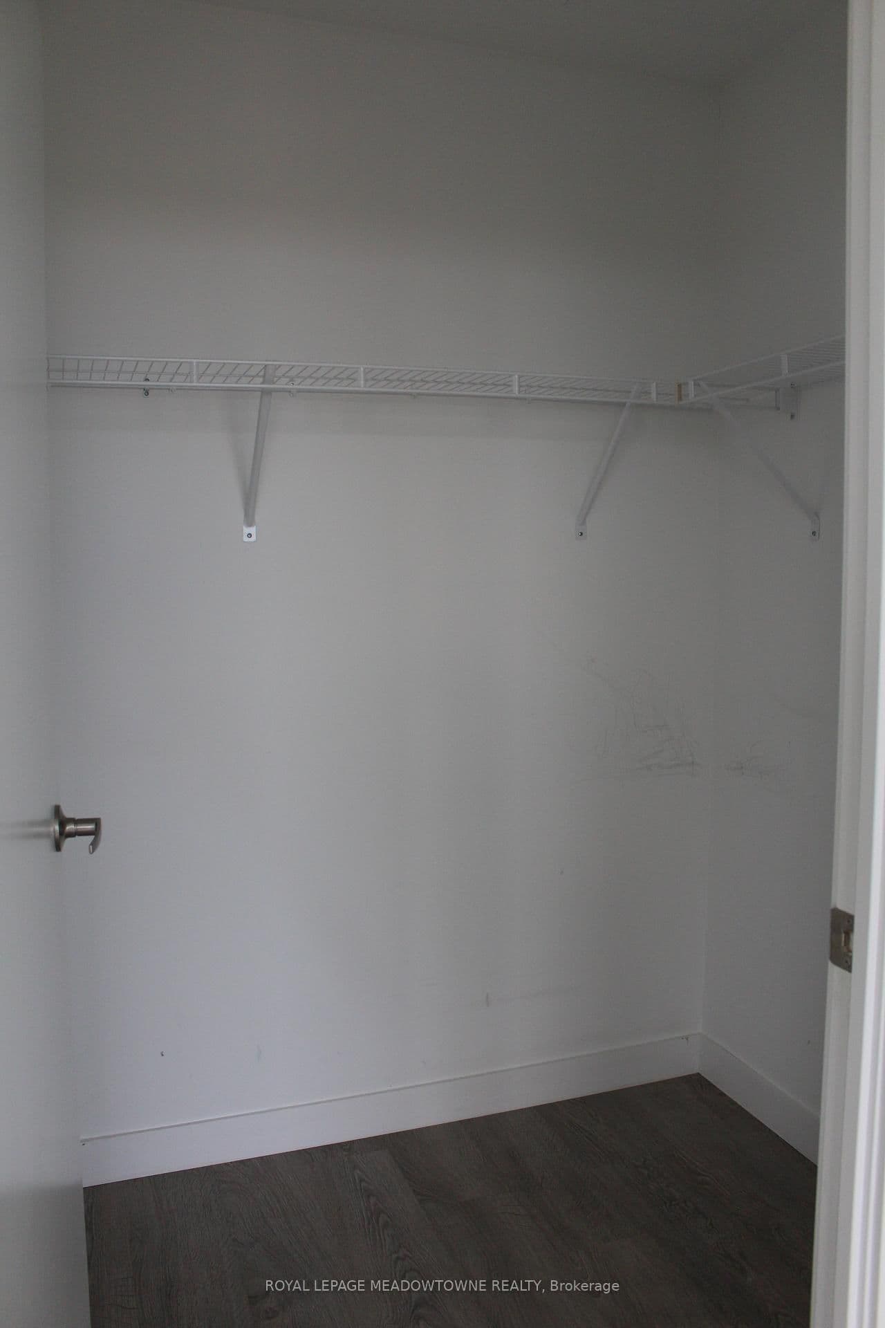 2055 Danforth Avenue, Unit 804 thumbnail 5