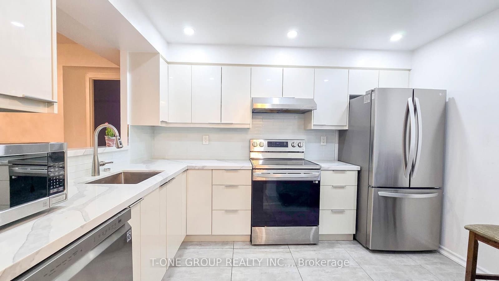 4725 Sheppard Avenue E, Unit 516 - Image 1