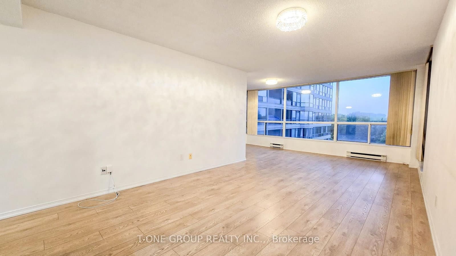 4725 Sheppard Avenue E, Unit 516 thumbnail 2