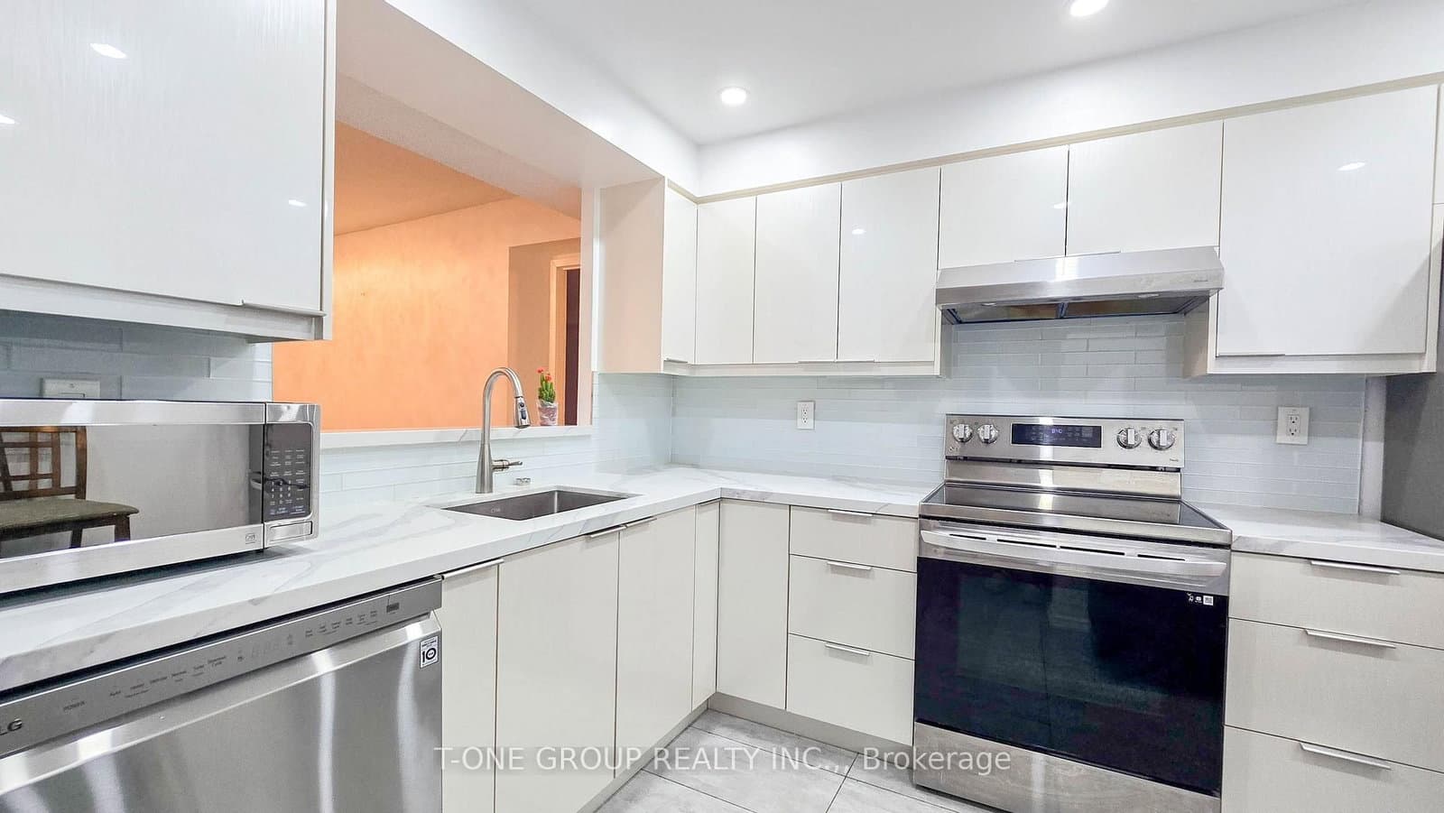 4725 Sheppard Avenue E, Unit 516 thumbnail 3